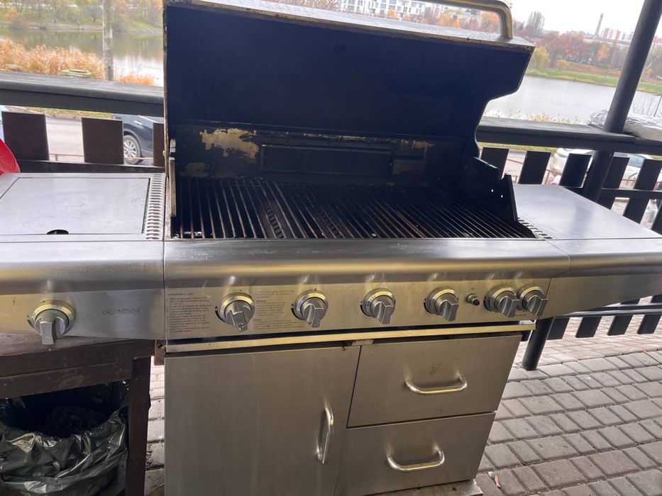 Гриль газовий , німецького виробництва. В роботі був 1 рік