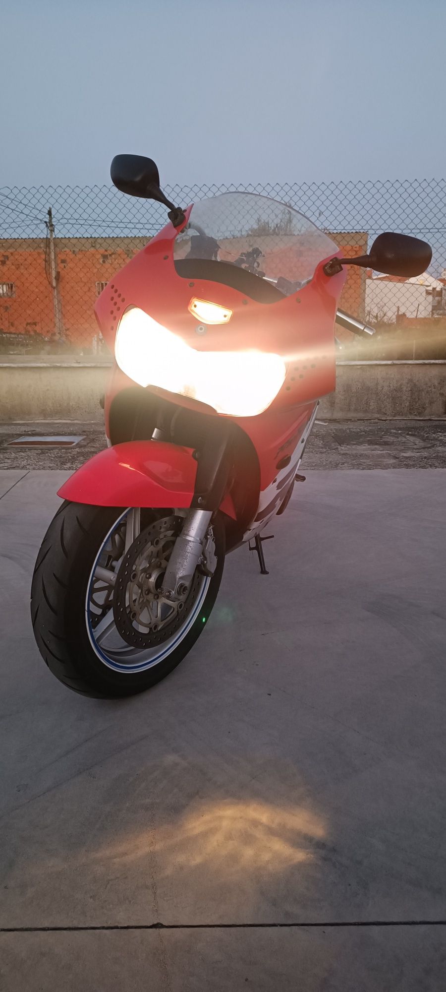 Honda CBR900RR 1999 ~55.000 kms
