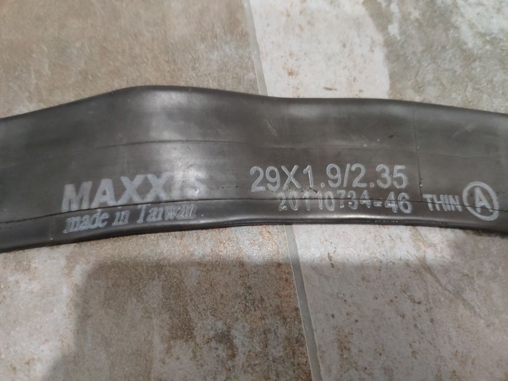 Камери Maxxis Ultra Light 26' / Welter Weight 29'