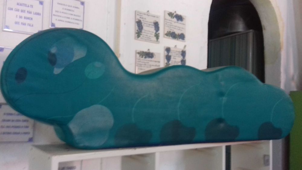 Protetor de acento em forma de lagarta