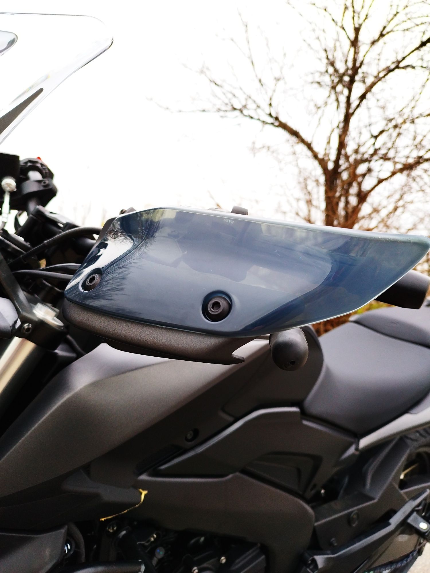 Мотоцикл Bajaj Dominar 400