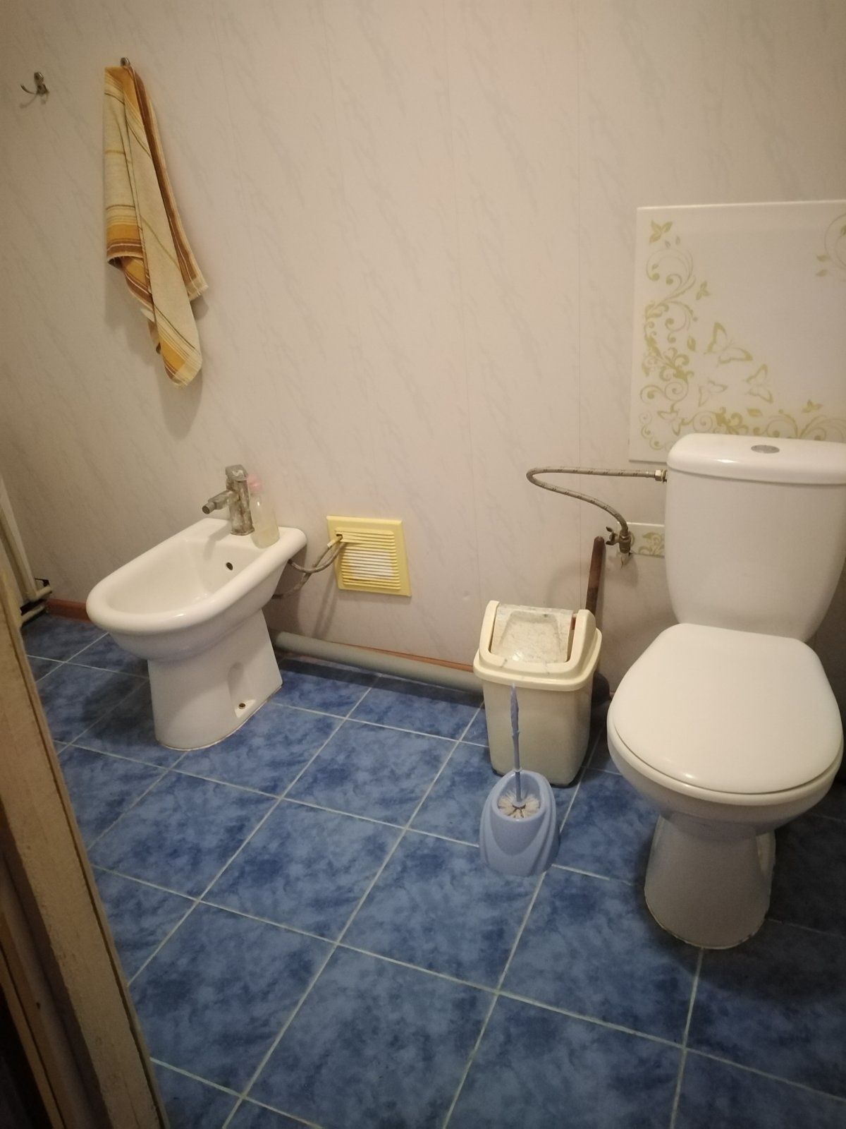 4 комнатная квартира, продам. 160 км .от Харькова.