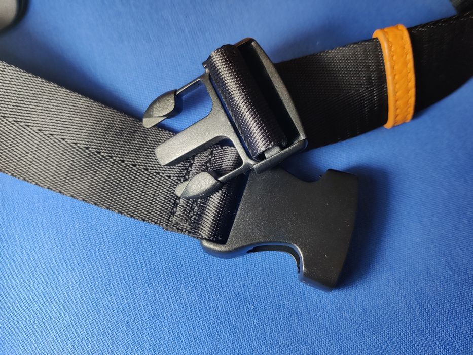 Guess сумка-бананка