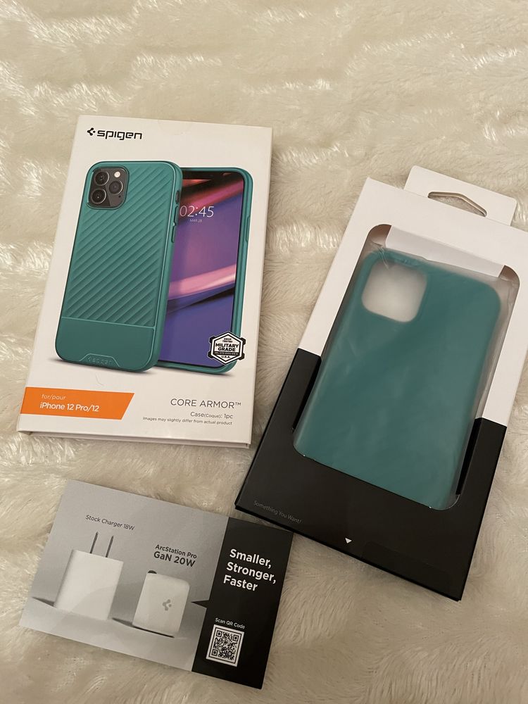 Чехол для iPhone 12/12 Pro Spigen Core Armor Mint