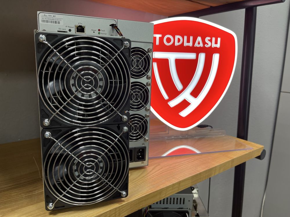 Асік-майнер Bitmain Antminer S19 95Th/s на Біткоїн asic