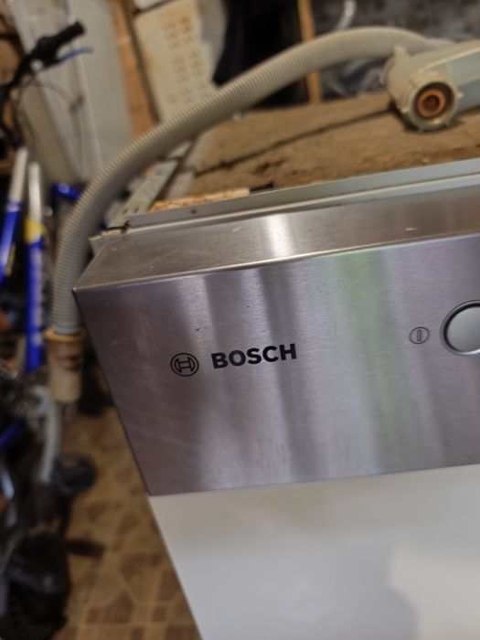 Посудомийна машина вбудована Bosch