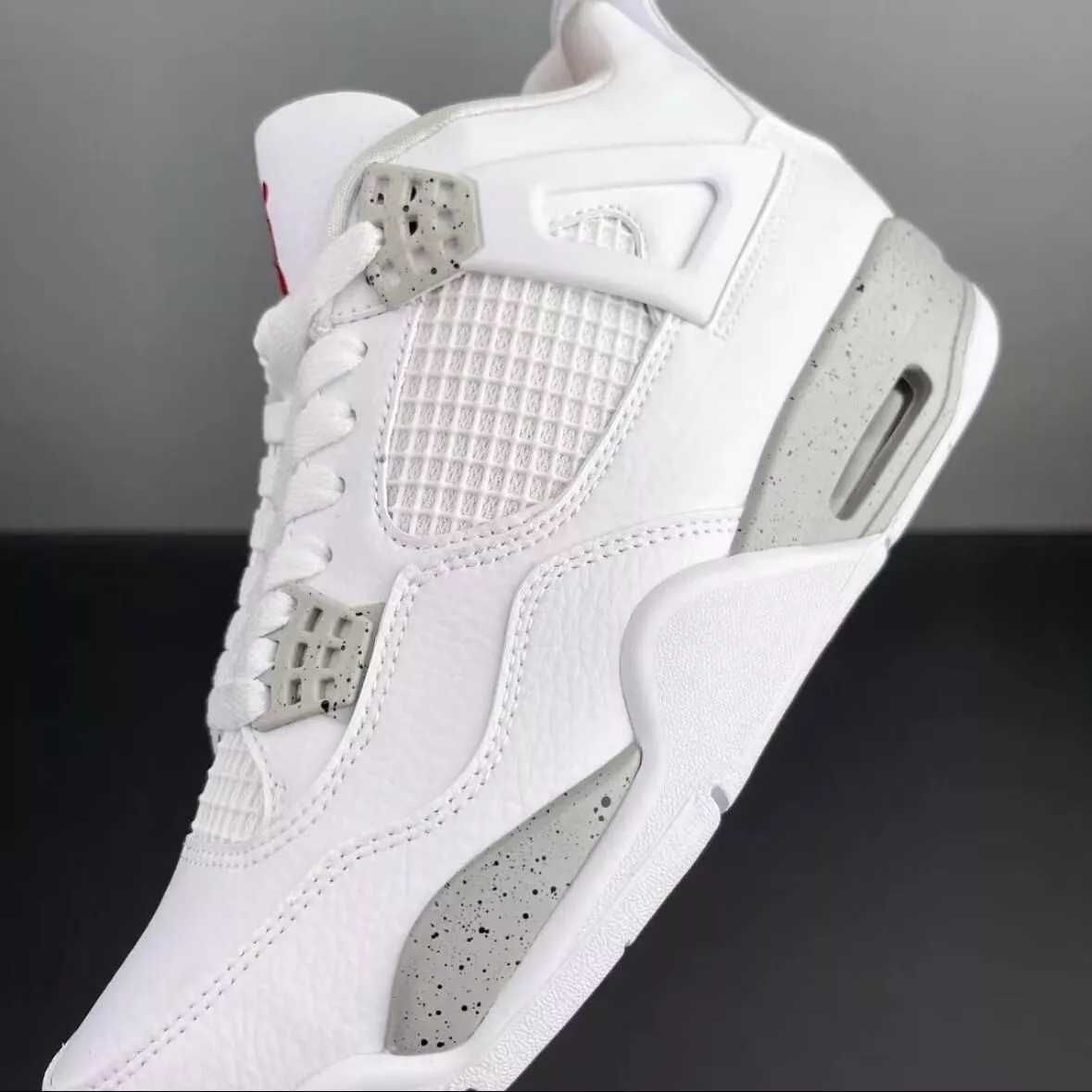 Nike_Nowy*Jordan4_Retro _WhiteOreo*buty_UnisexTrampk.43