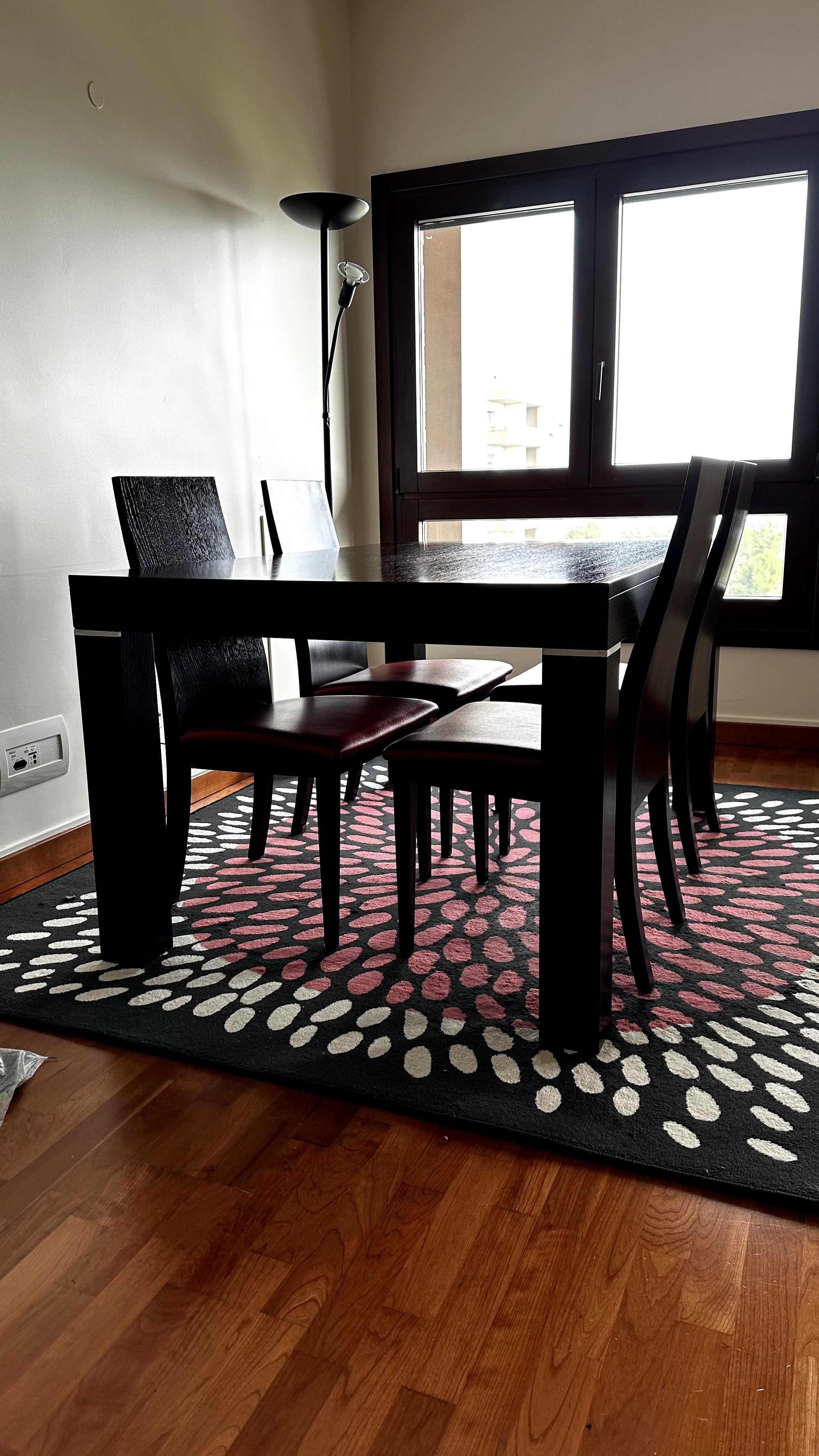 Mesa de jantar extensível com 4 cadeiras | Mobiliário de luxo