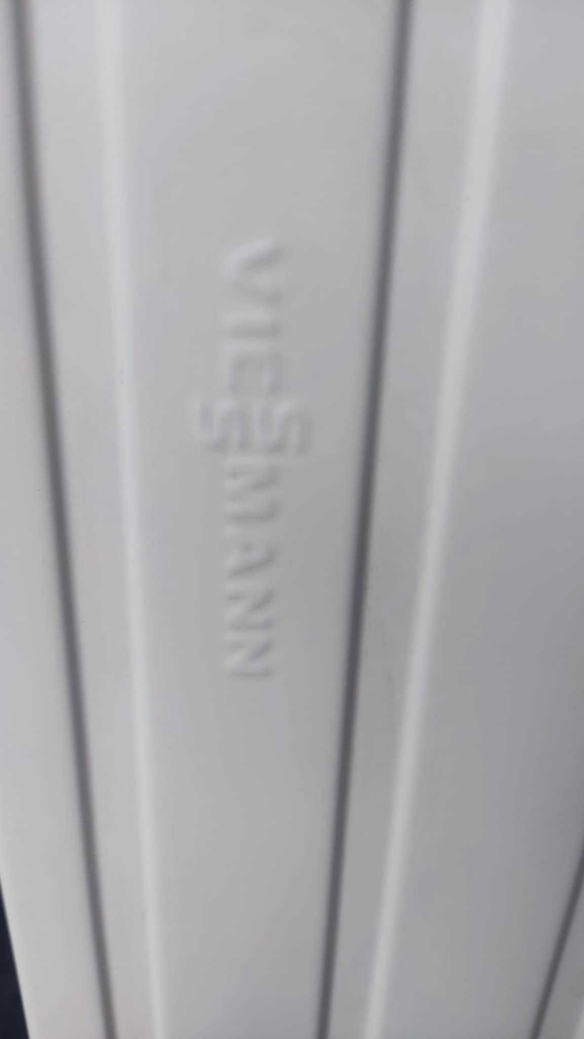 Grzejnik Viessmann 700x550x105 (używany)