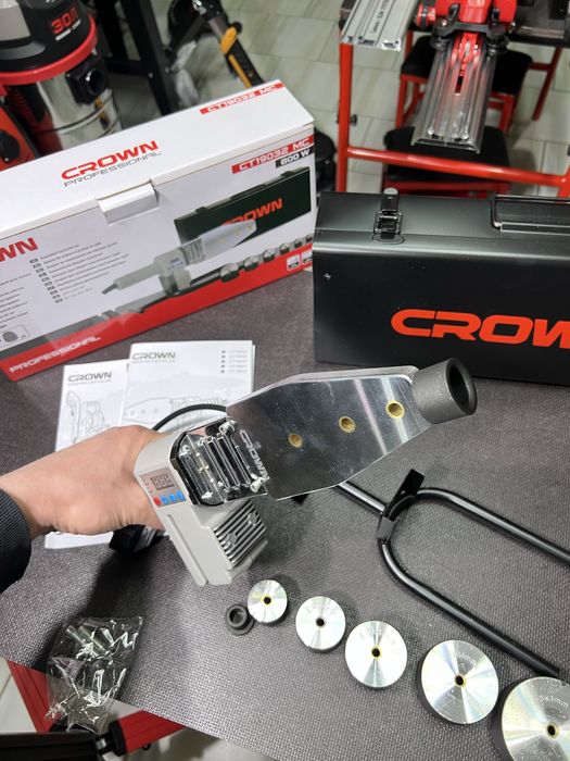 Паяльник для труб CROWN CT19032MC Дисплей 800 Вт 20-63 мм