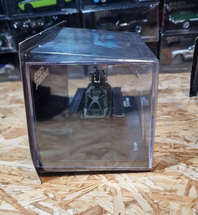 (Vendido)Miniatura fast and furious Ripsaw