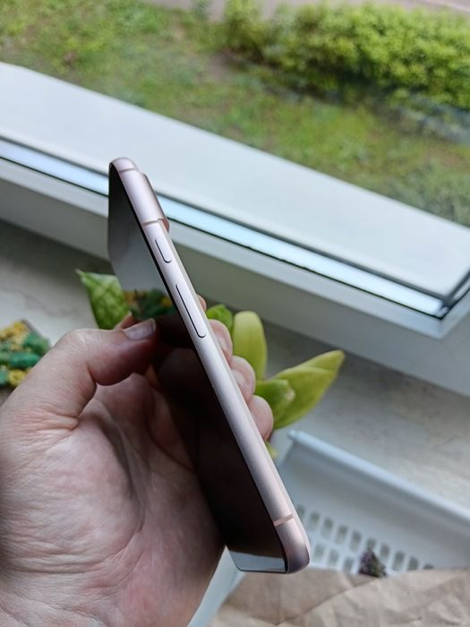 Продам Google Pixel 8. 8/128 GB.+eSim.+Зах.Скло.