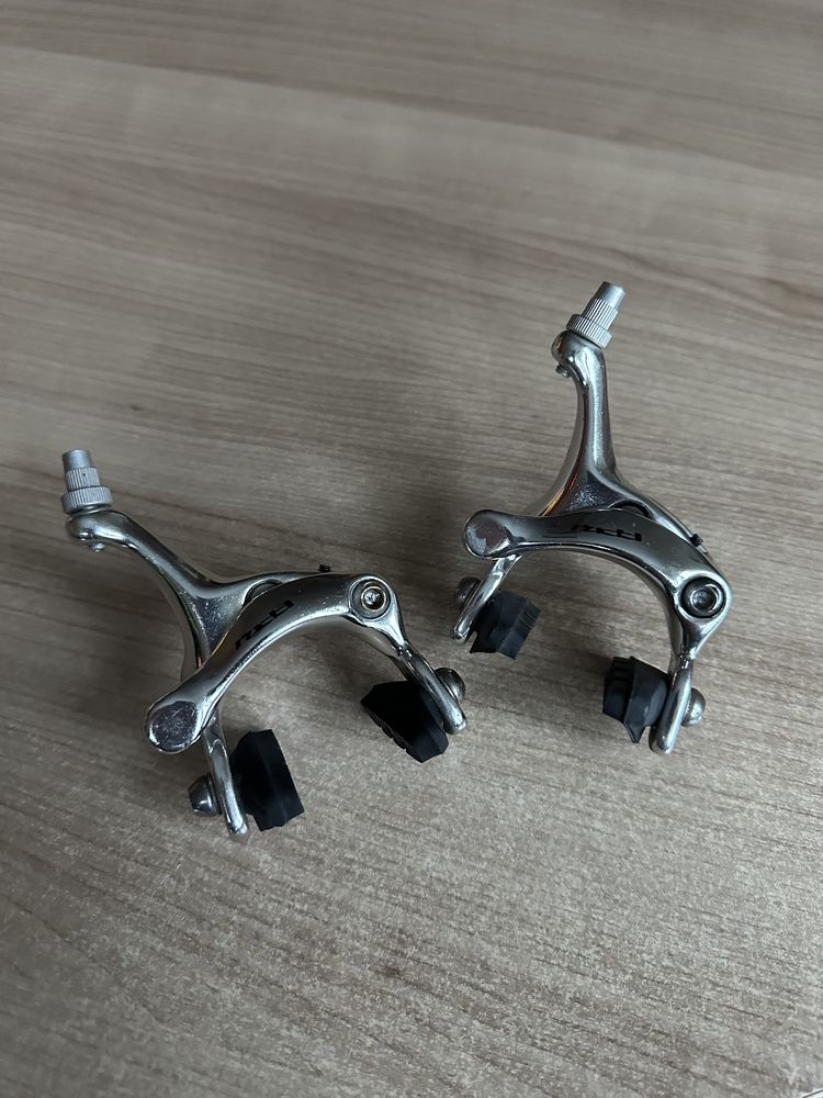 Hamulce szosowe komplet ( shimano campagnolo )