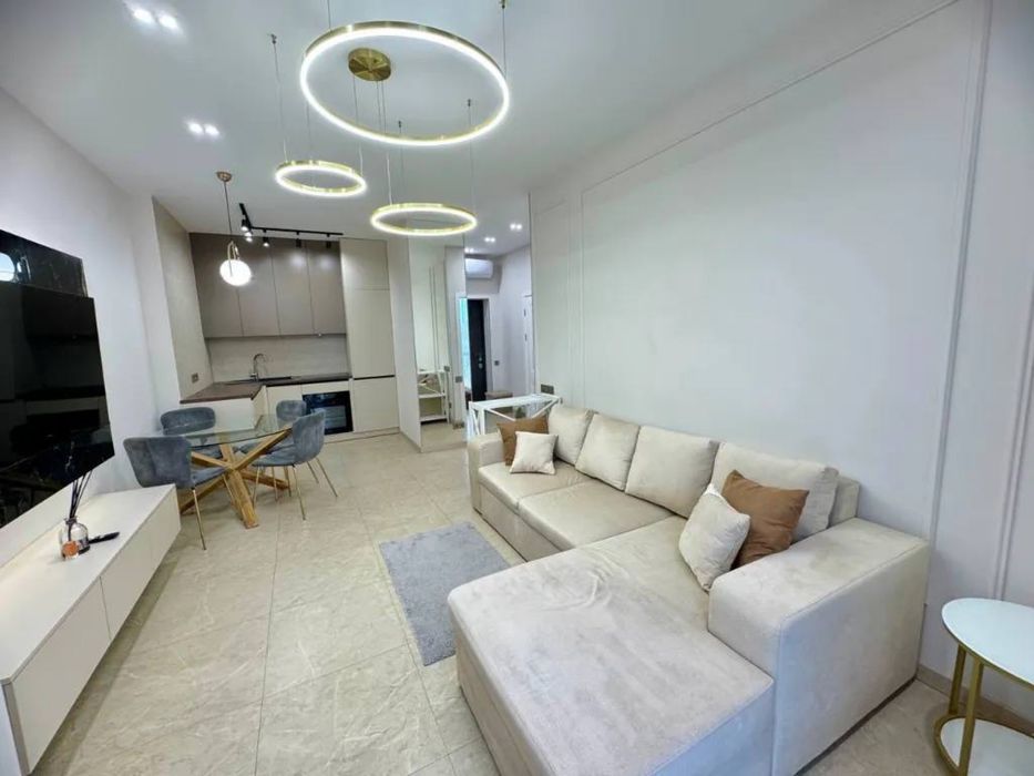 Новый! Продам 2-к квартиру в ЖК Женева с дизайнерским ремонтом, Центр