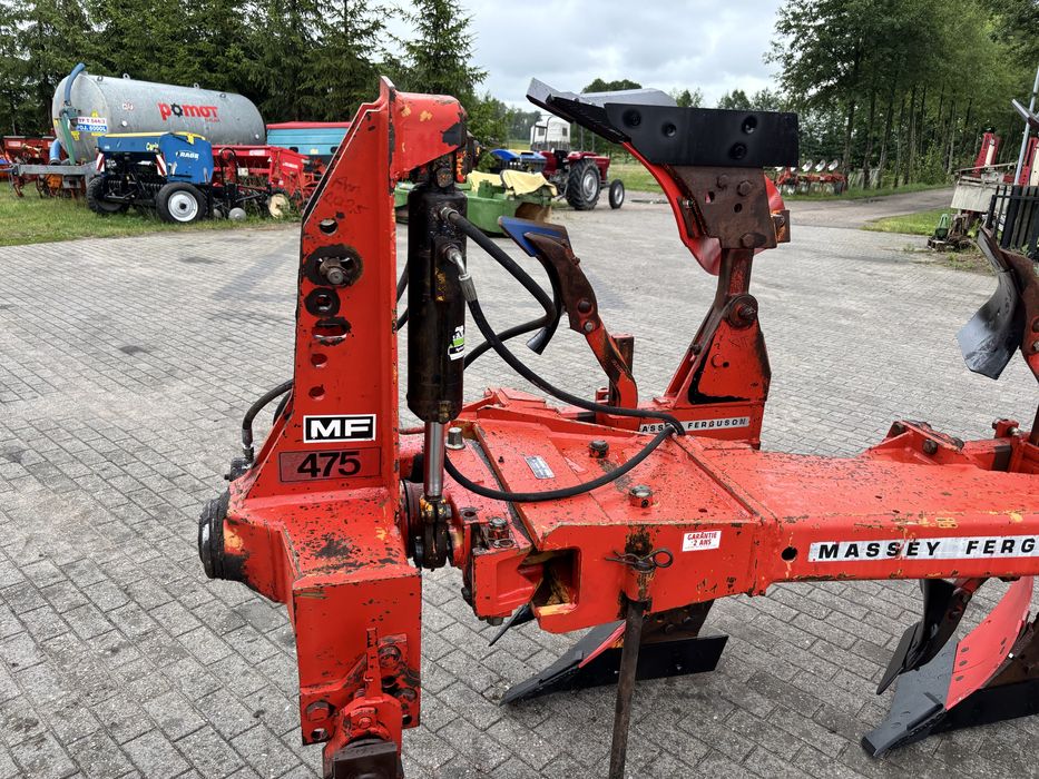 Pług 3+1 Huard 475 4 skibowy obrotowy Kuhn Massey Ferguson przedpłużk