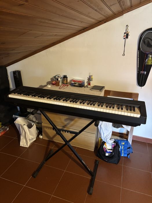 Piano Yamaha P-45 + Suporte