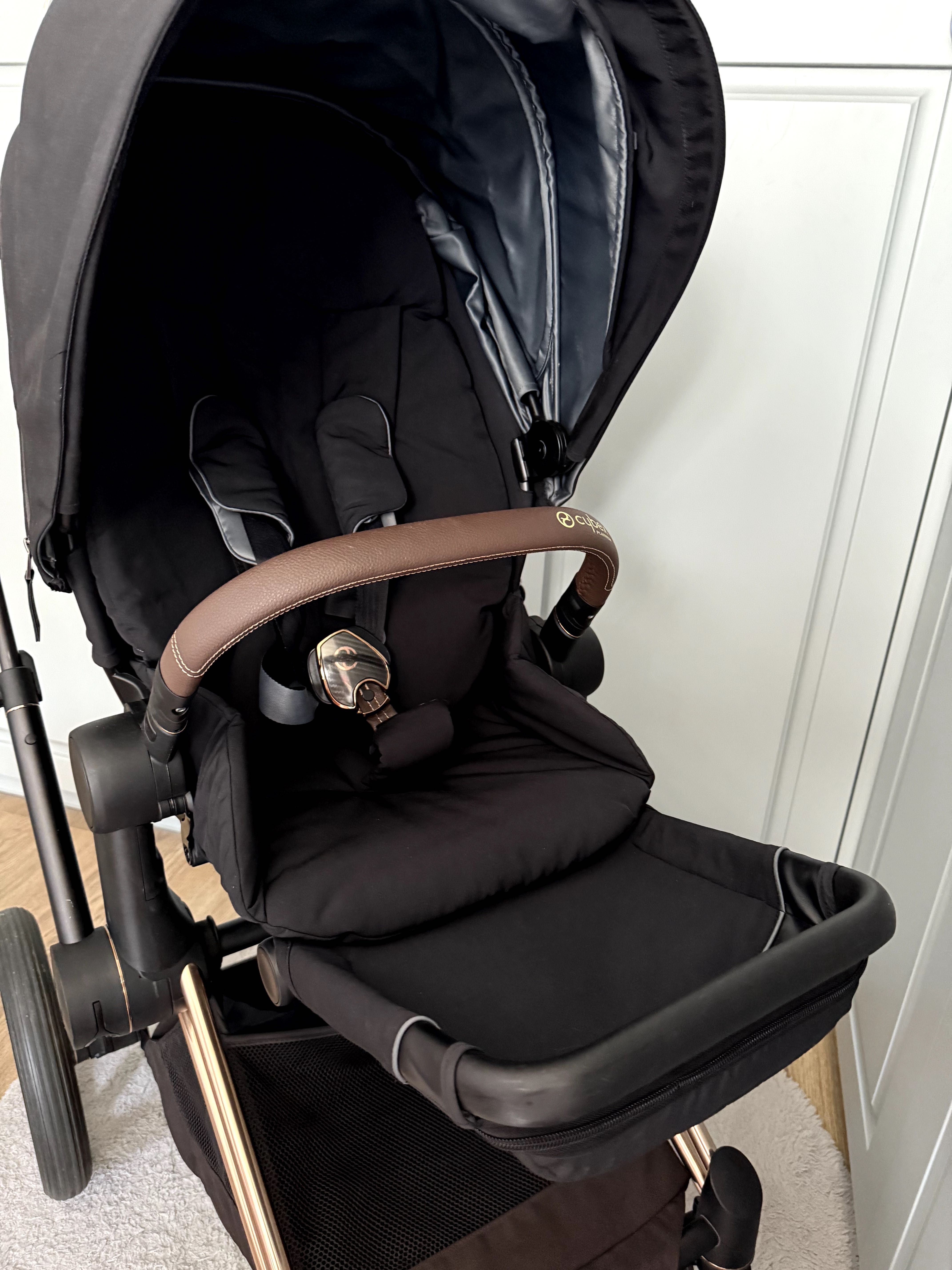 Wózek Cybex Priam Gold Rose – gondola + spacerówka + folia