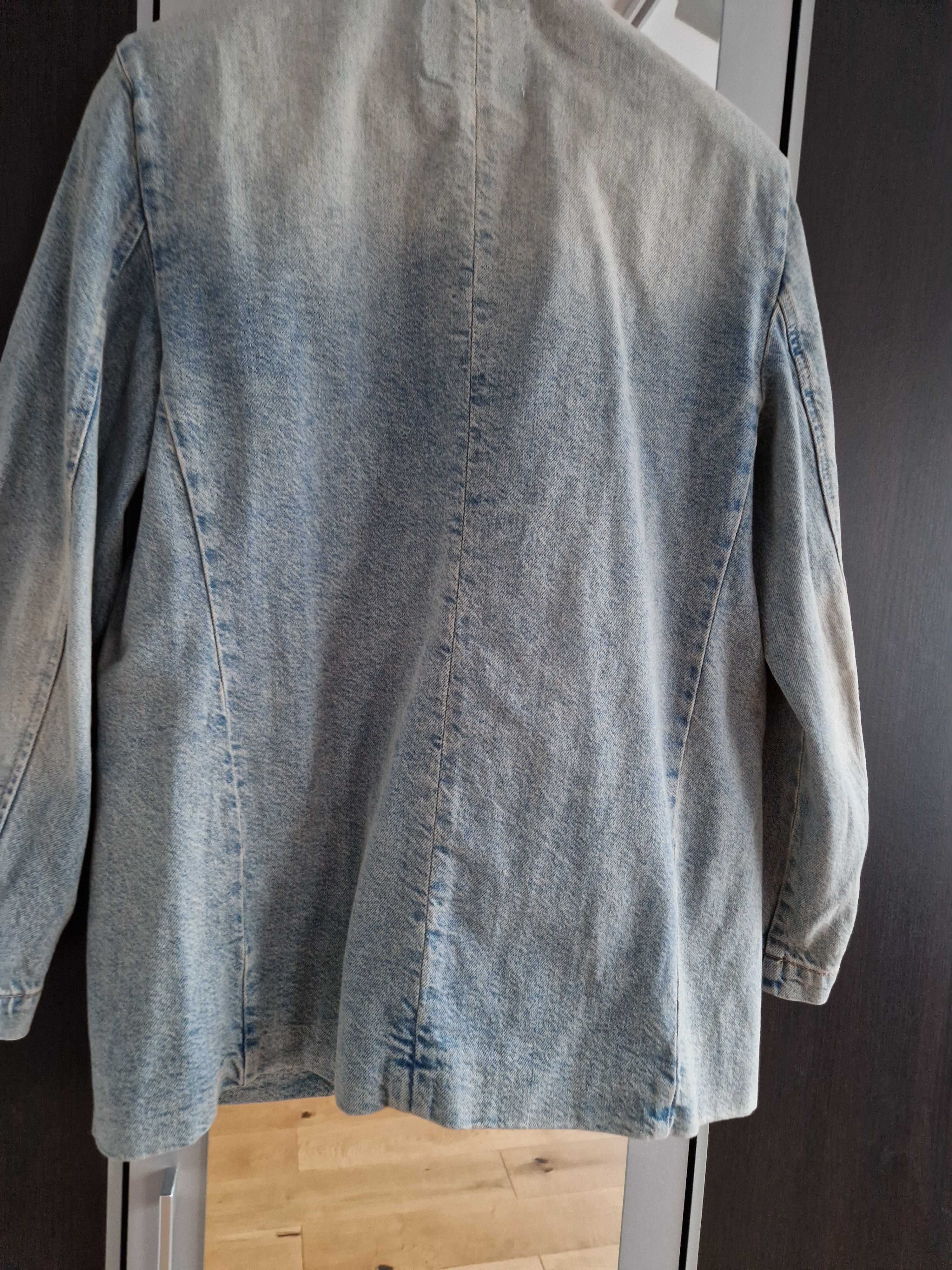 Jeansowa marynarka Stradivarius oversize