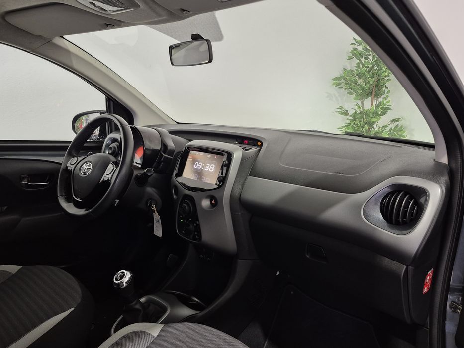 Toyota Aygo - 20.000KM - 2019 | GARANTIA
