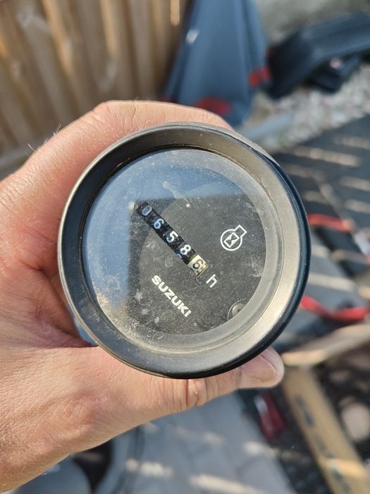 Silnik zaburtowy Suzuki DT 65 – pełny zestaw w idealnym stanie