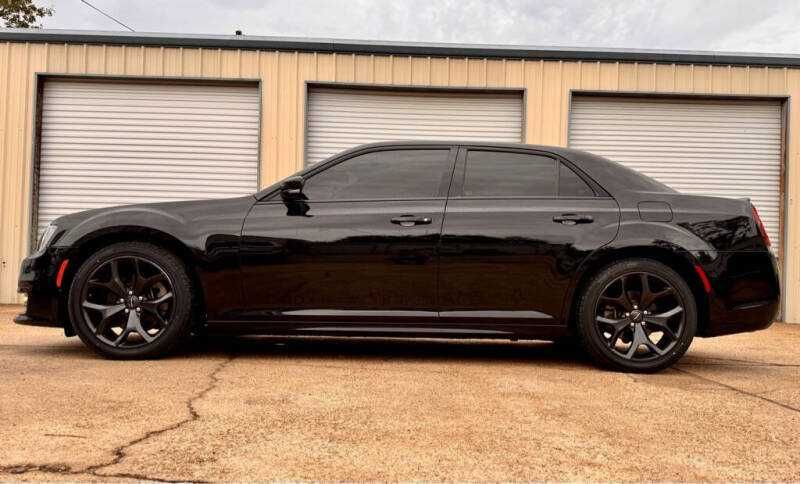 2021 Chrysler 300