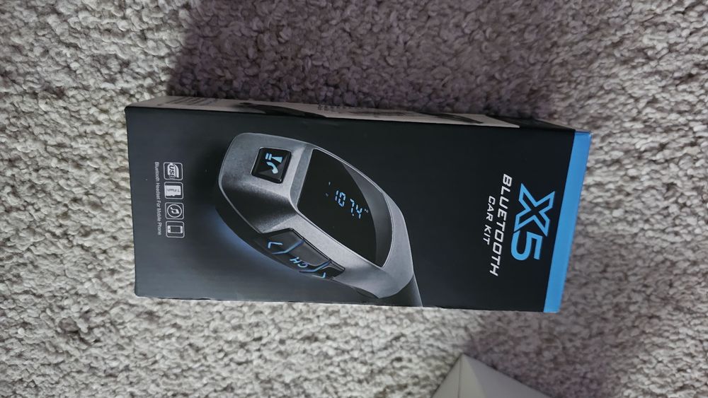 Transmissor FM X5 + bluetooth + leitor USB + leitor de cartão de memór