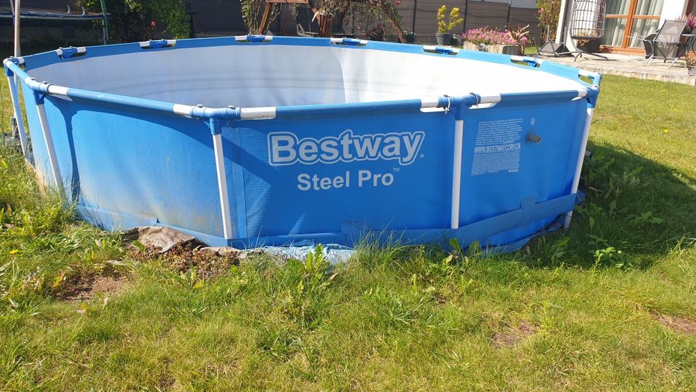 Basen stelażowy ogrodowy okrągły z pompą sprawny