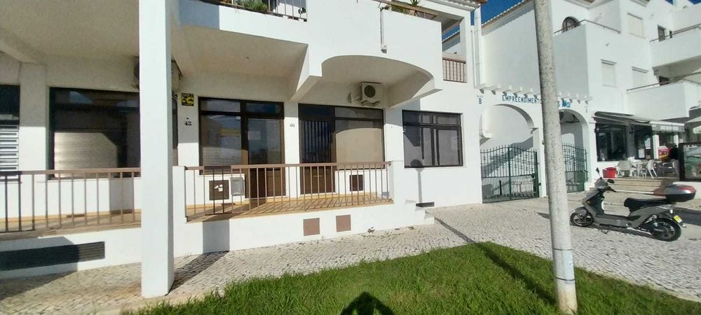 Loja para Arrendamento - ALBUFEIRA