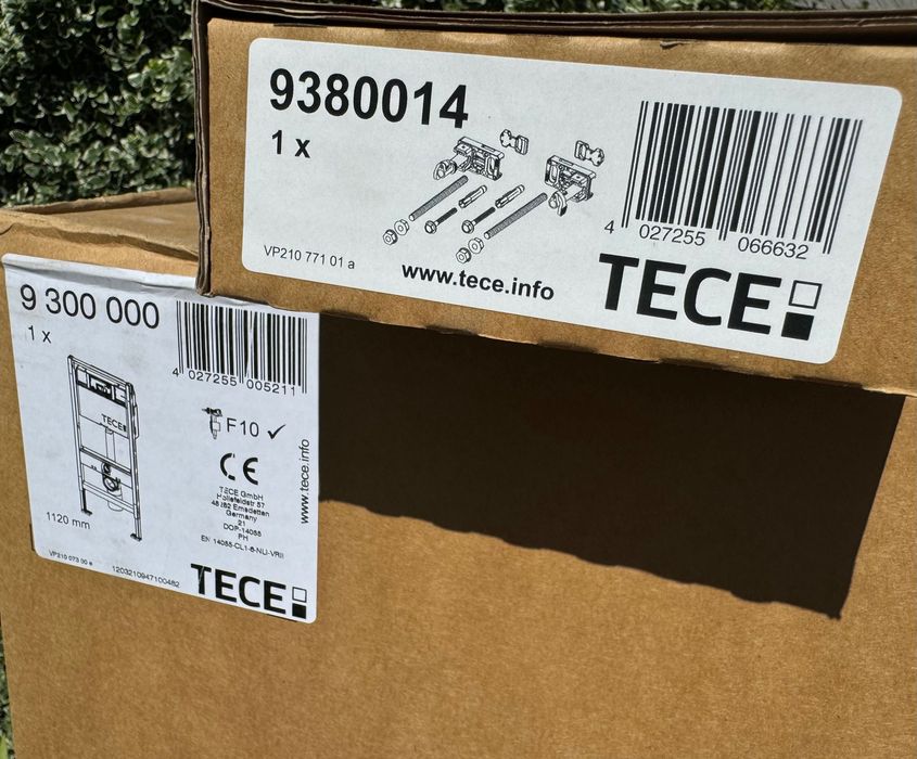 Є 2 шт. Інсталяція TECE 9300000 + кріплення підвісного унітазу 9380014