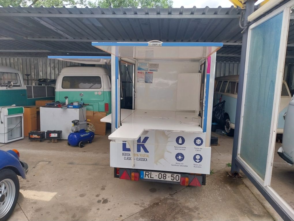 Ape 50 food truck