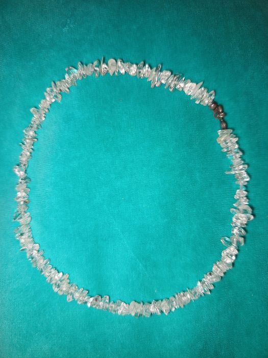 Naszyjnik z przezroczystego materiału - PRL