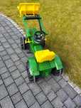 Traktorek John Deere