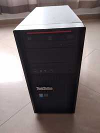 PC workstation da marca Lenovo P300