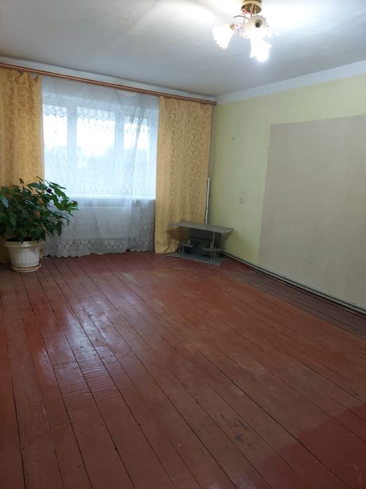 Продається 3-х кімнатна квартира