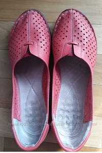 Кожаные летние женские туфли, 39 размер б/у