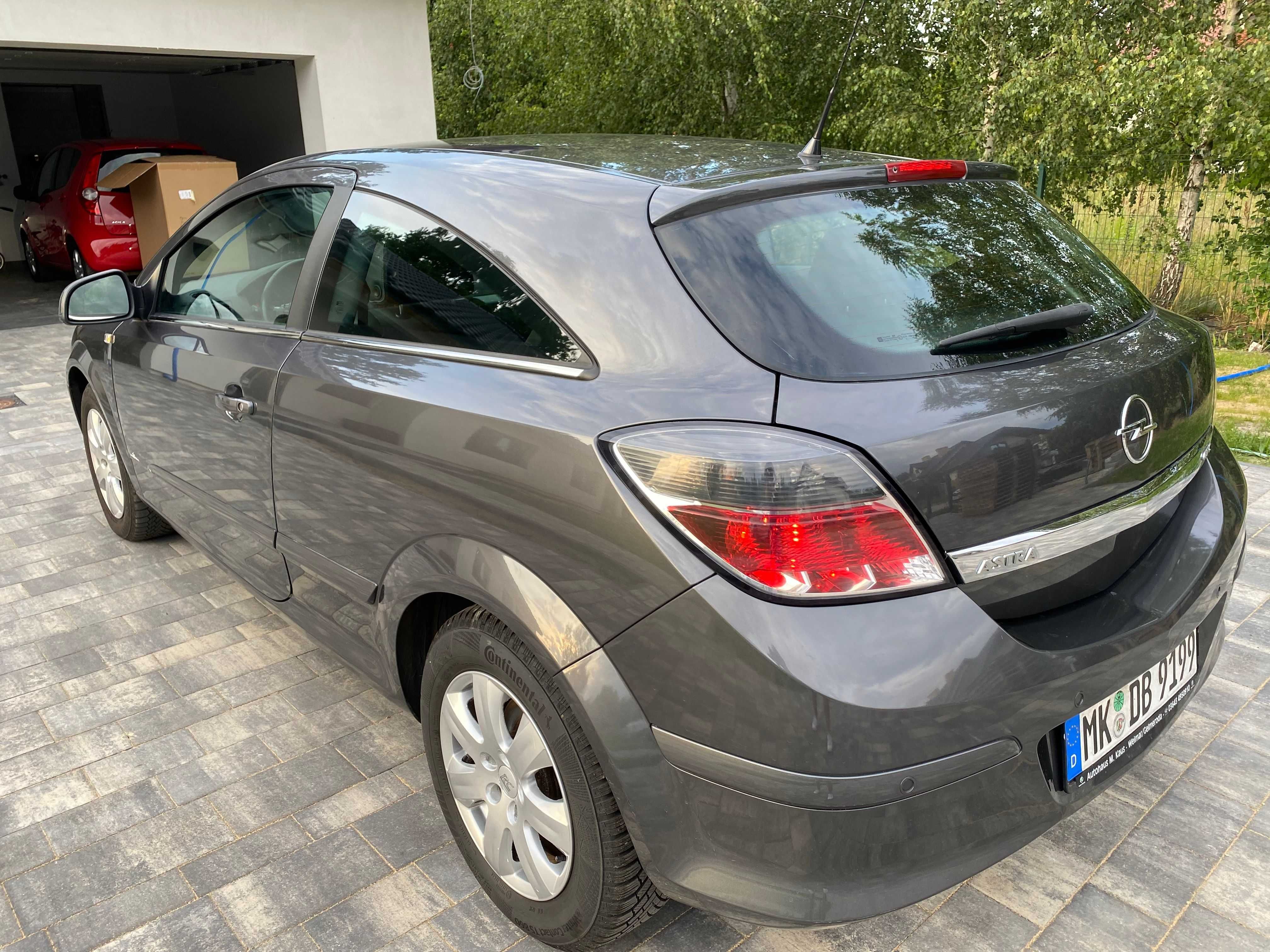 Opel Astra GTC, super wyposażenie, bardzo zadbany, zakonserwowany,