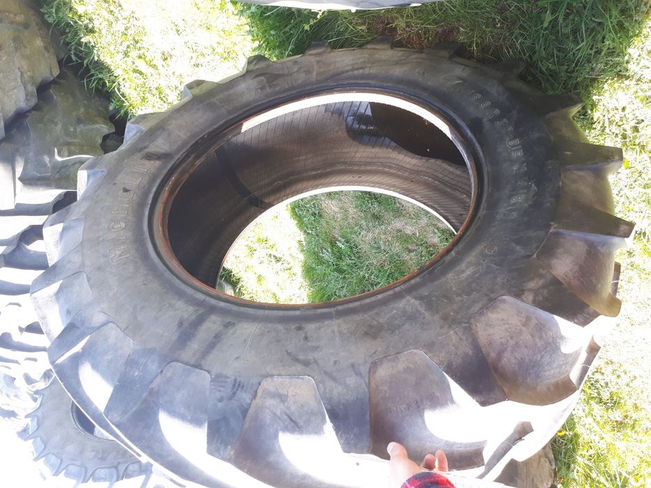 Zachodnie opony rolnicze Leśne wzmocnione Radialne Diagonalne Mocne