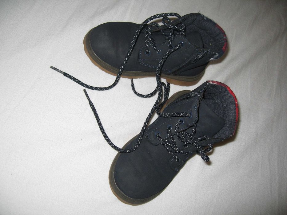 Botas azuis de T27