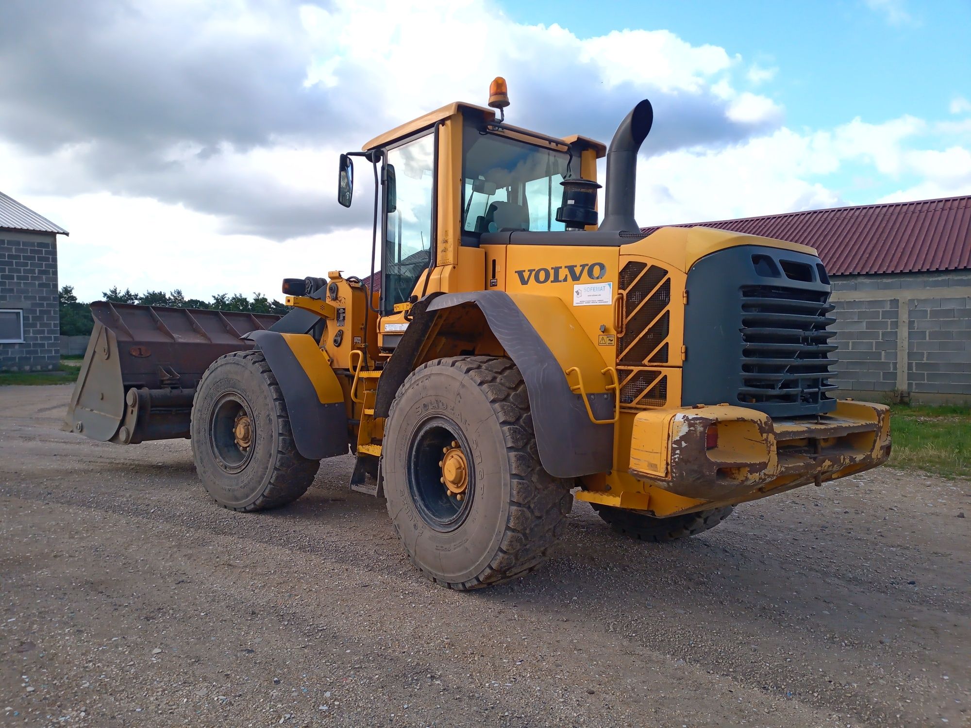 Volvo L60F cat 90 JCB 110