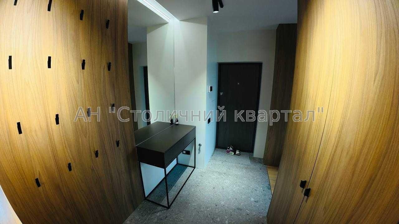 Продам квартиру ЖК Файна Таун Київ, Салютна вул.