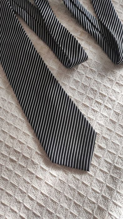 Krawat 100% jedwab Marco Capelli czarnobiały paski prążki vintage