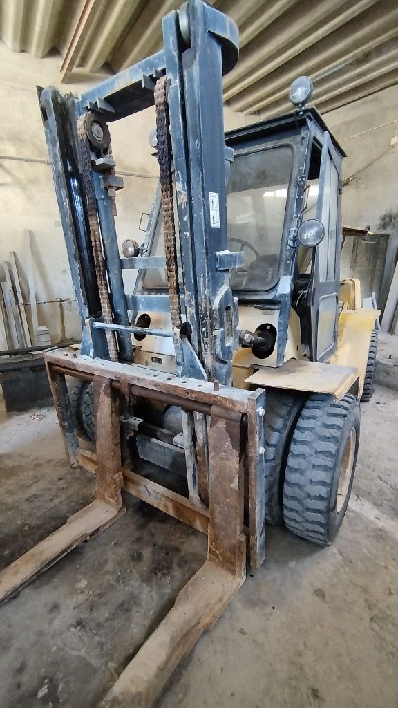 Empilhador Hyster H-1