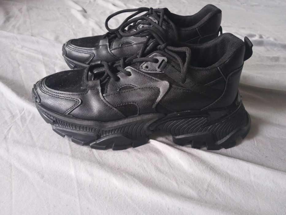 Buty sportowe damskie adidasy 39