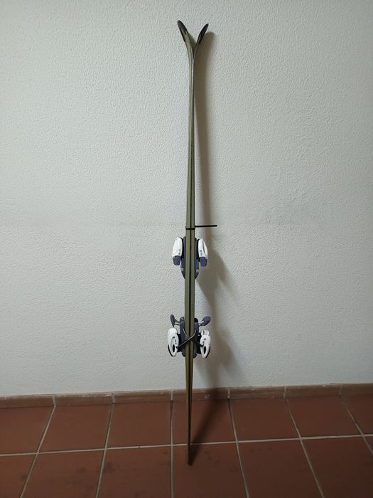 Skis Volkl 180cm