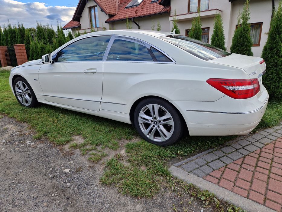 USZKODZONY Mercedes e220 cdi avantgarde 2011 coupe