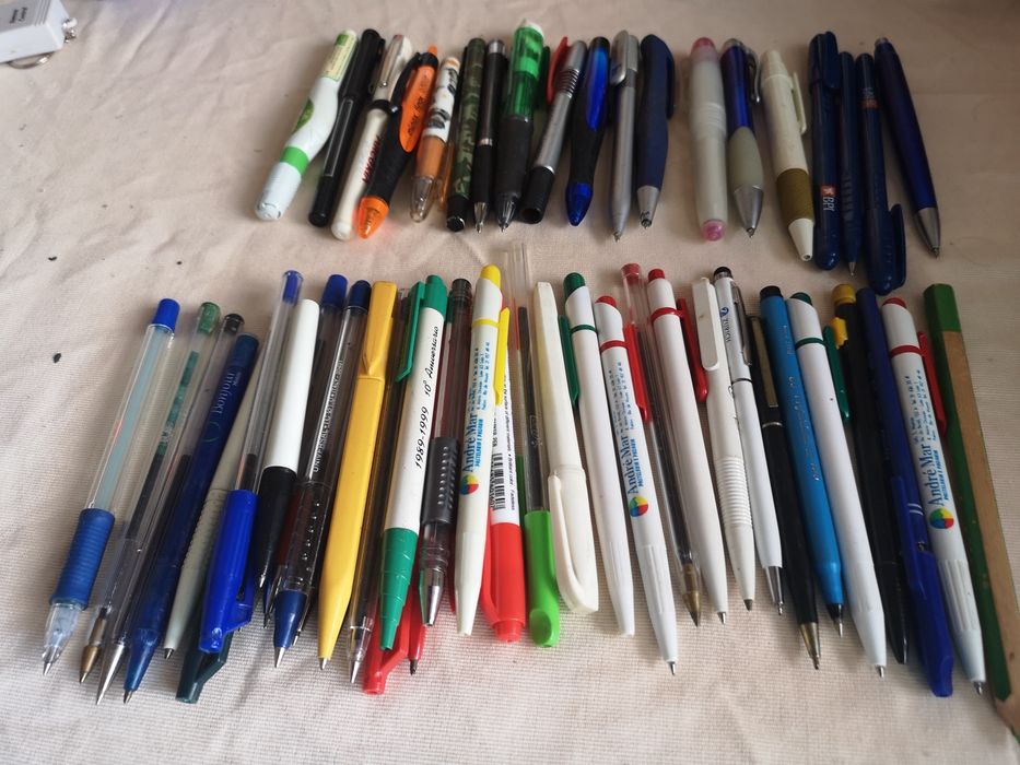 Canetas, ótimo para colecionar
