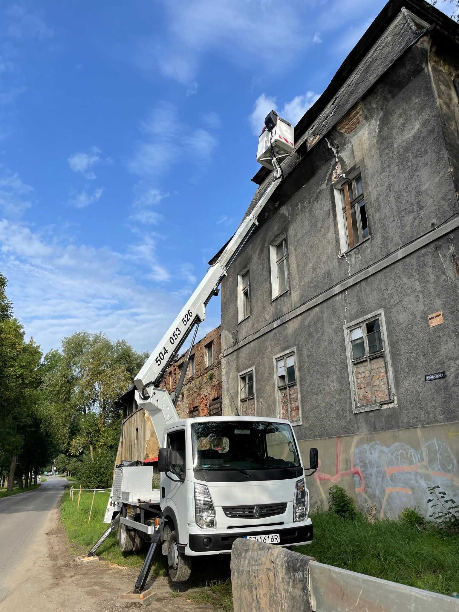 Wynajem zwyżki 16m 200kg, wraz z operatorem, 90zł/h.