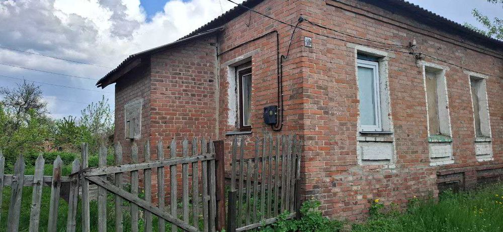 Продается часть дома в центре. Славянск