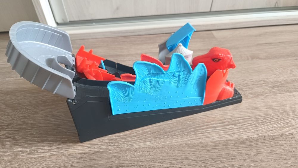 HOT WHEELS CITY Zestaw Atak Stegozaura