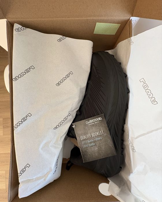 Buty sportowe LOWA Fortux